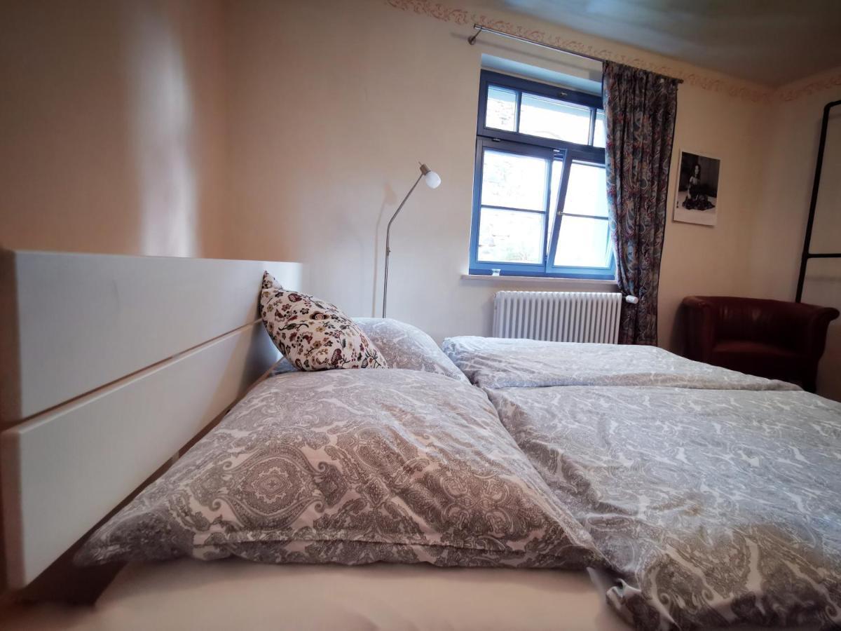 Charmantes Apartment Siebenschlaefer - Ferienwohnung Cafe 7 Weida Buitenkant foto